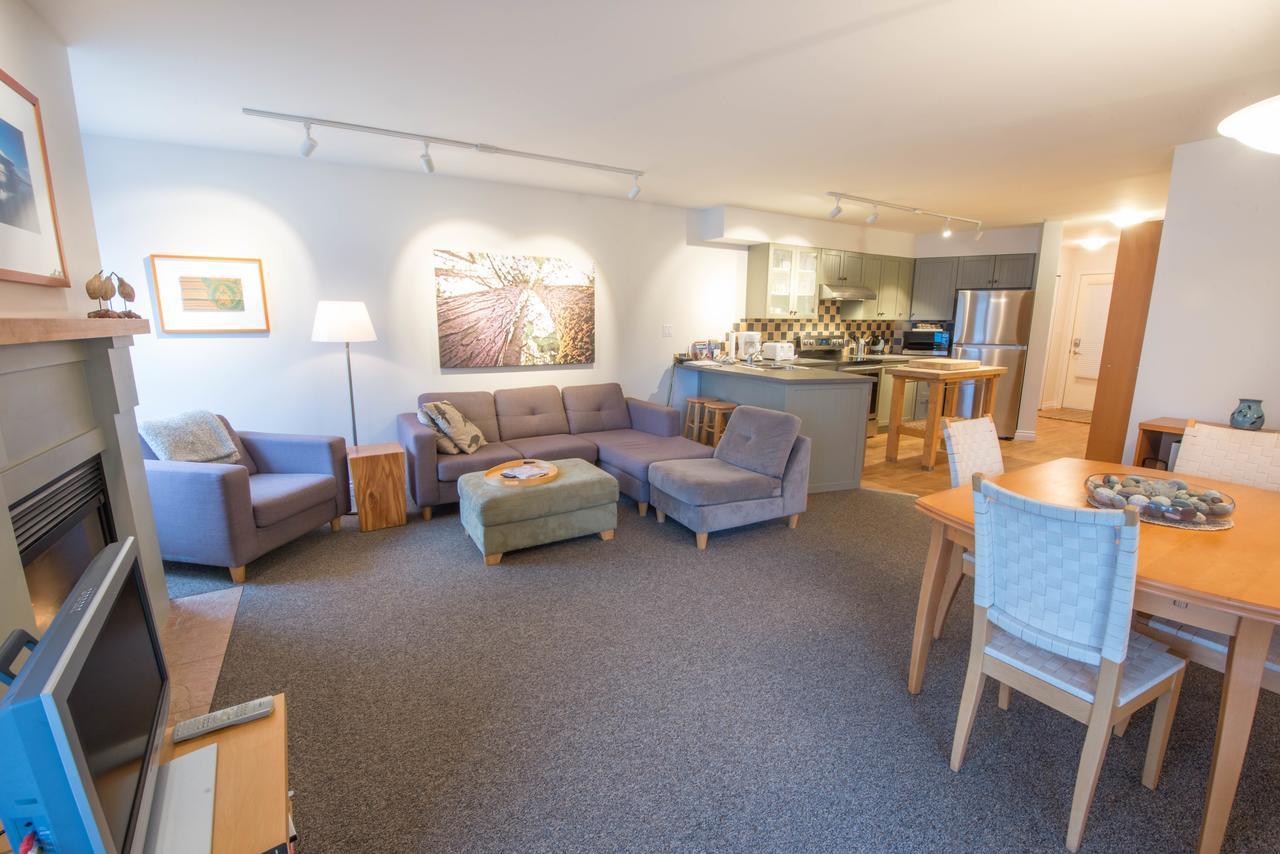 Luxury 2Br Oceanfront Condo By Onlybc 201 Tofino Exteriör bild