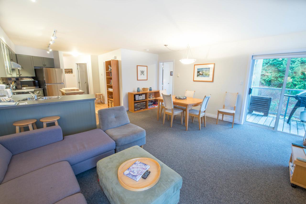 Luxury 2Br Oceanfront Condo By Onlybc 201 Tofino Exteriör bild