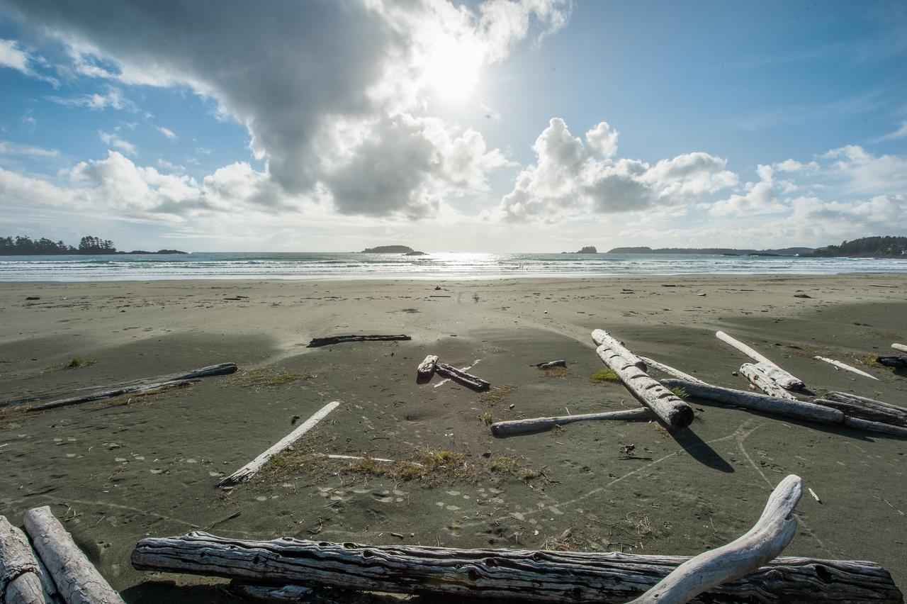 Luxury 2Br Oceanfront Condo By Onlybc 201 Tofino Rum bild